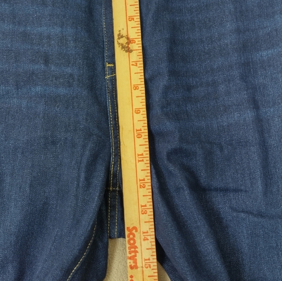 Signature Levi Strauss~Woman Size 24 L (W37xL34) Blue Denim Midrise Bootcut Jean - Picture 6 of 11